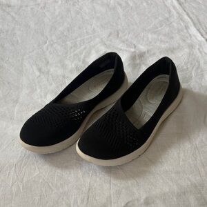 Clark Cloudsteppers black mesh flats